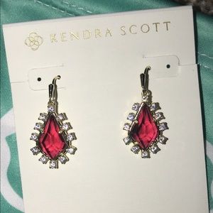 New Kendra Scott Juniper Drop Earrings Berry Blast